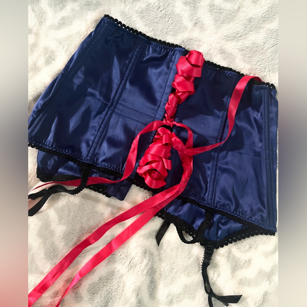 NWT Sexy Little Things cincher